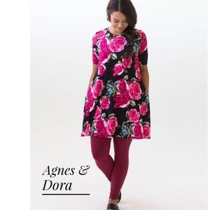 NWT Agnes & Dora Pink Roses Sz XS Swing Tunic Dress Black Floral Soft Stretch